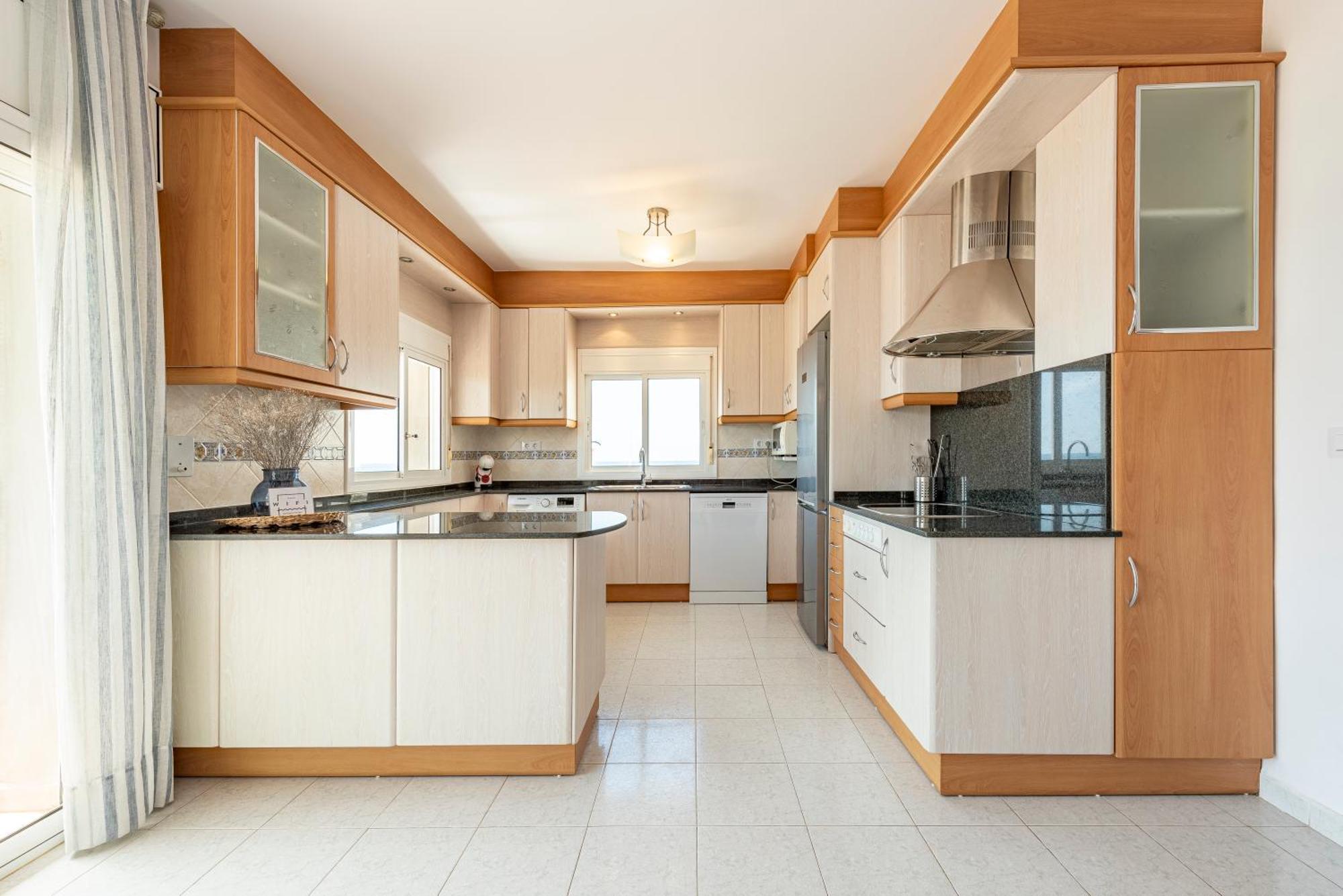 Apartamento Frente Al Mar Камбрильс Экстерьер фото